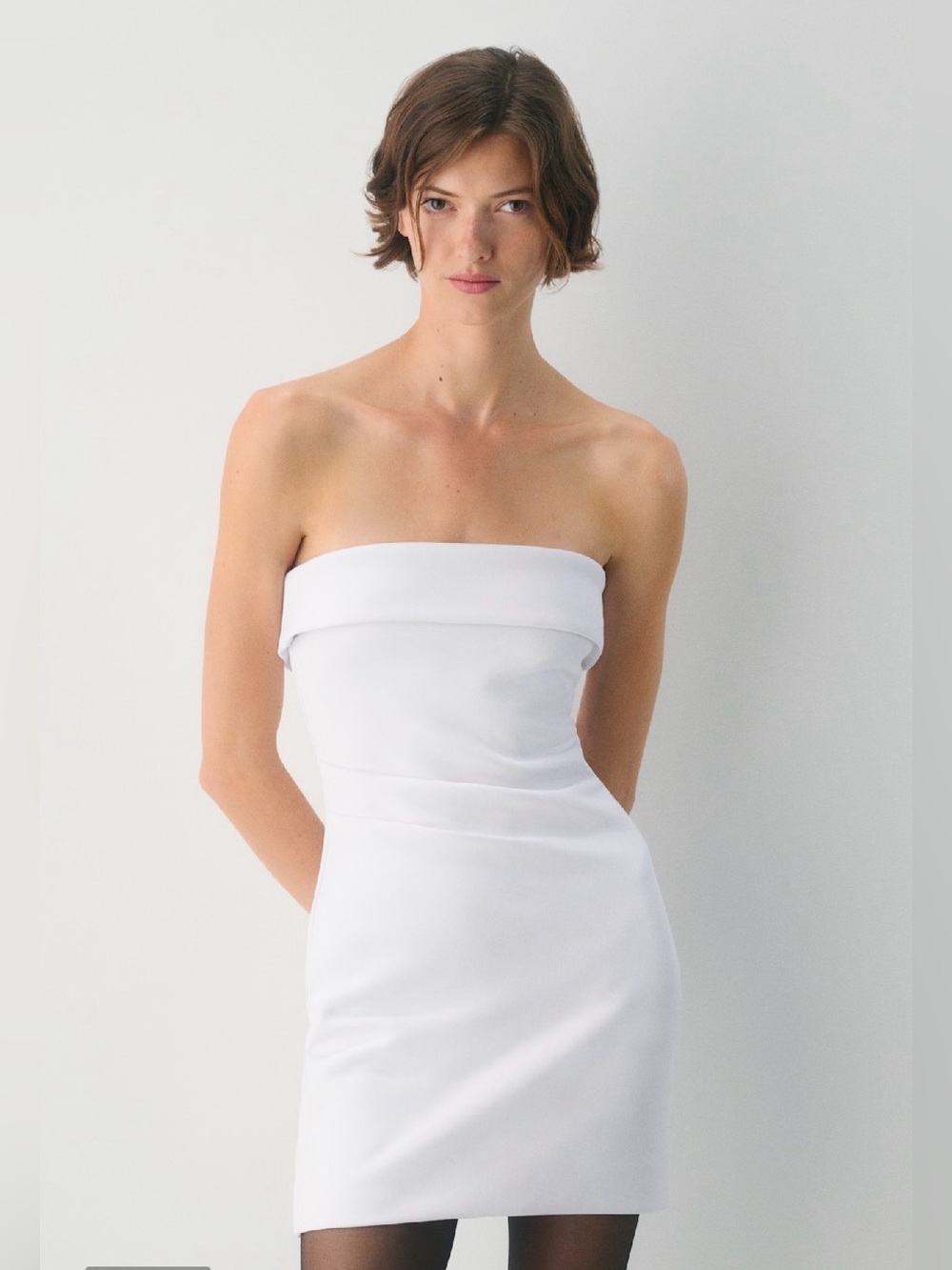 Aritzia Babaton FigureKnit™ Eyecatcher Mini Dress - Strapless White